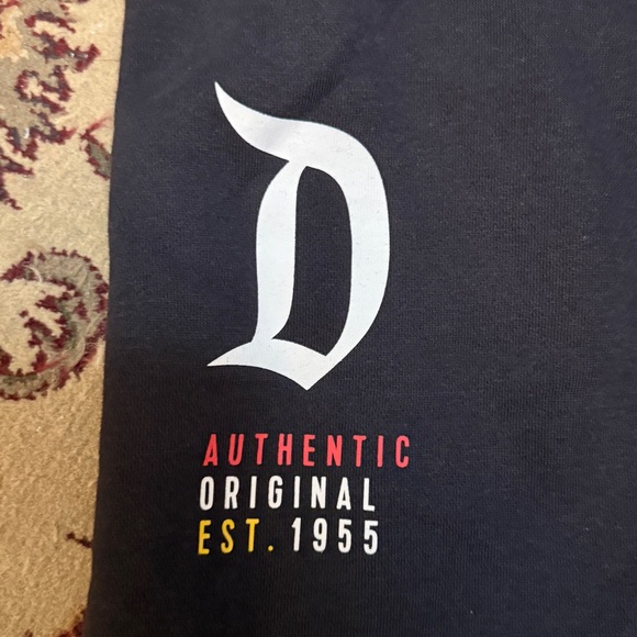 DISNEYLAND Fleece Joggers Men’s Small NWT - Picture 3 of 3